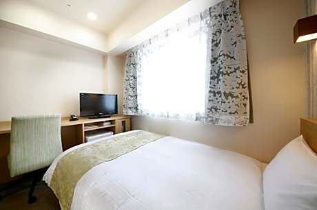 Economy Single Room - Smoking