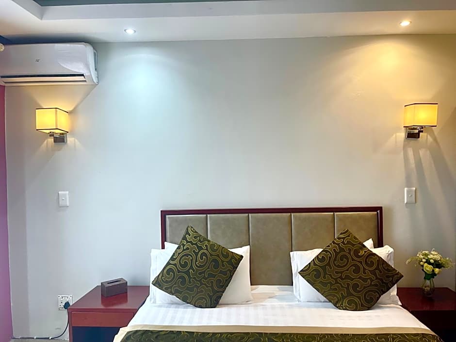 Azinnia Rivonia Guest House