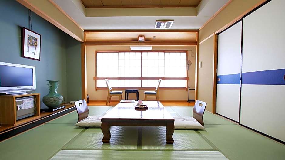 Hanamiya Ryokan