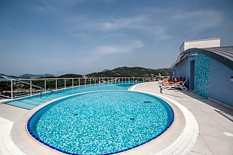Villa Paradiso 2