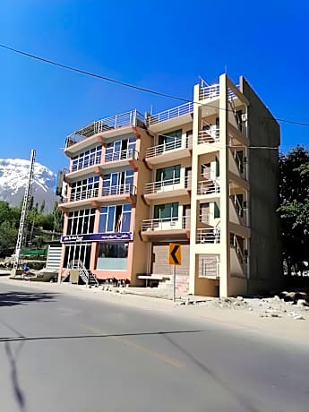 Golden Bite Hotel and Restaurant