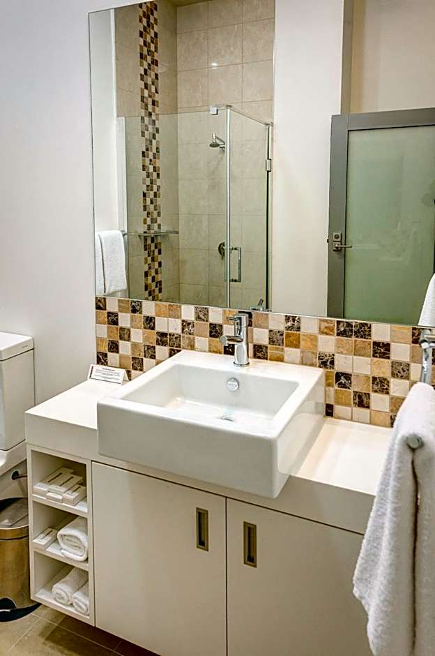 Mantra Charles Hotel Launceston