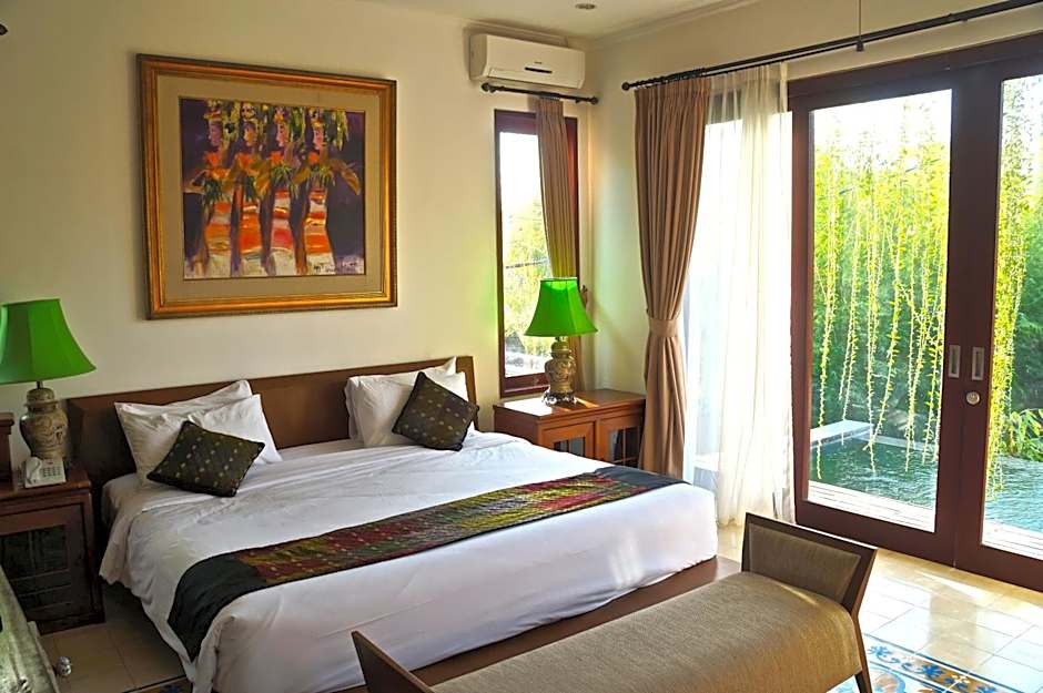 Aqua Octaviana Bali Villa