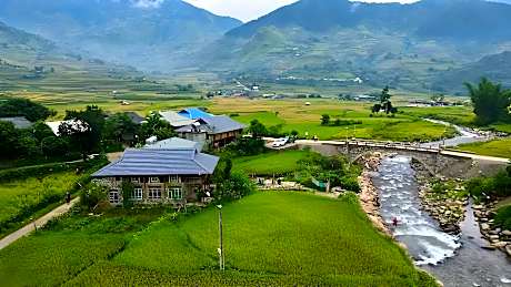 Little house in KhauPha 