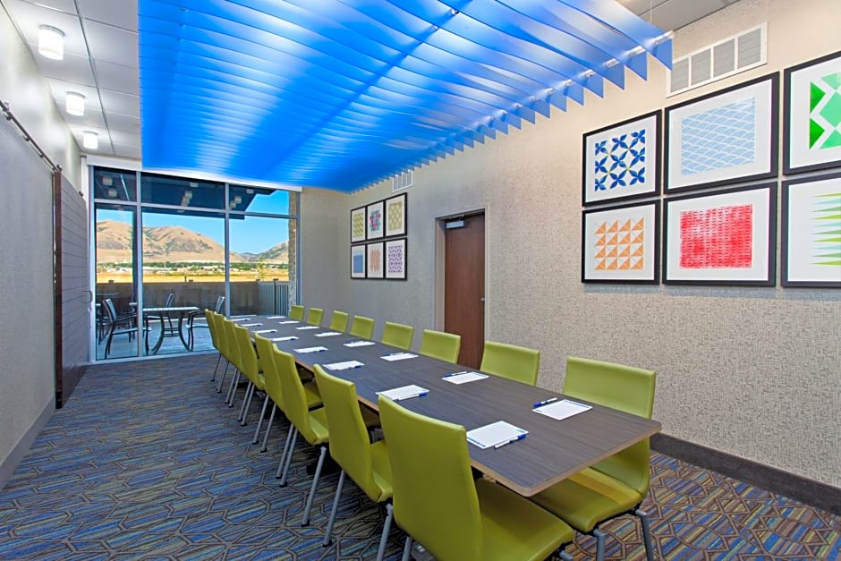 Holiday Inn Express & Suites Brigham City - North Utah By IHG