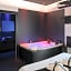 Maximum hub suite&spa