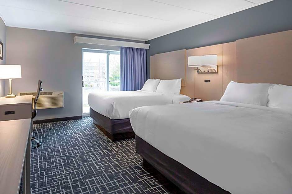 Comfort Inn Hyannis - Cape Cod