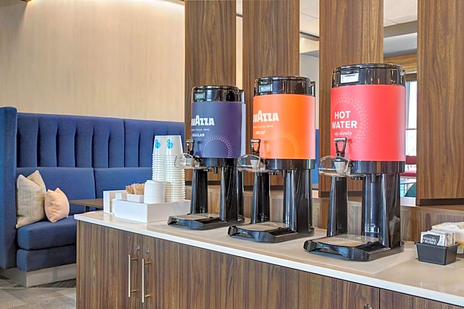 Tru by Hilton Toronto Airport West