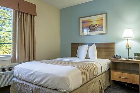 Efficiency Double Room - Accessible/Non-Smoking