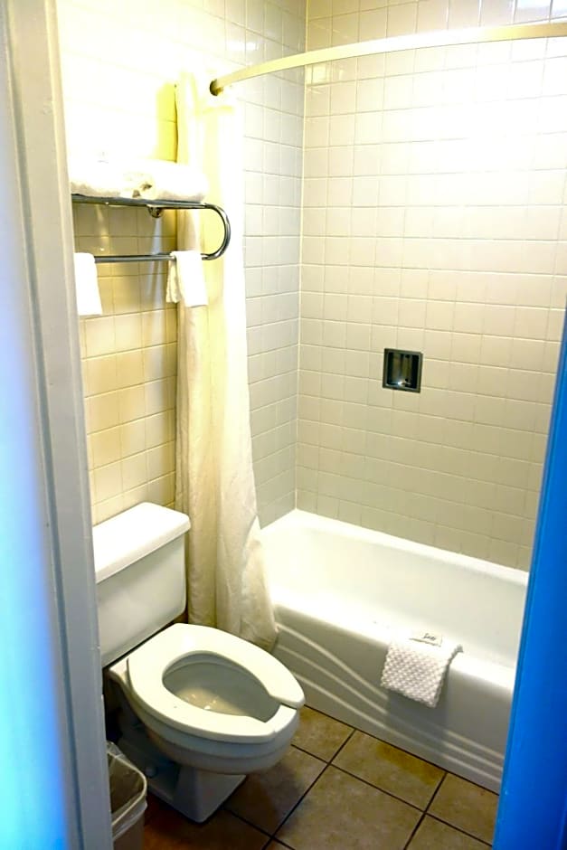 VIP Inn and Suites