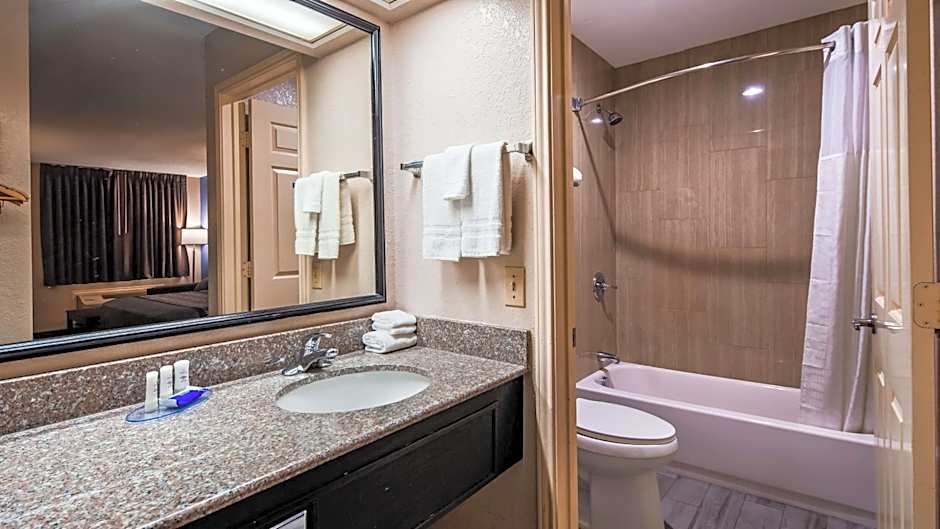 SureStay Hotel by Best Western Terrell