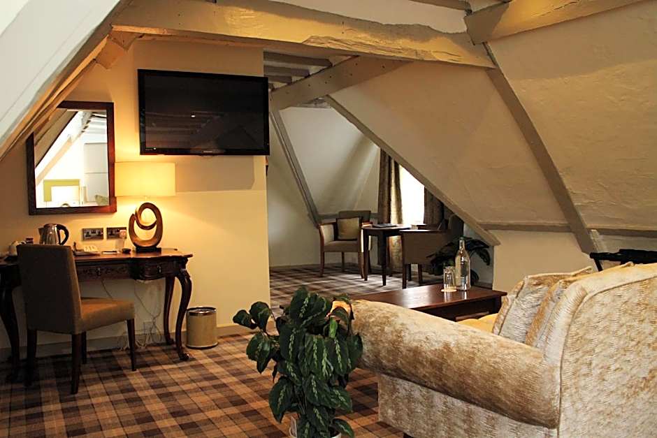 The Legacy Rose & Crown Hotel