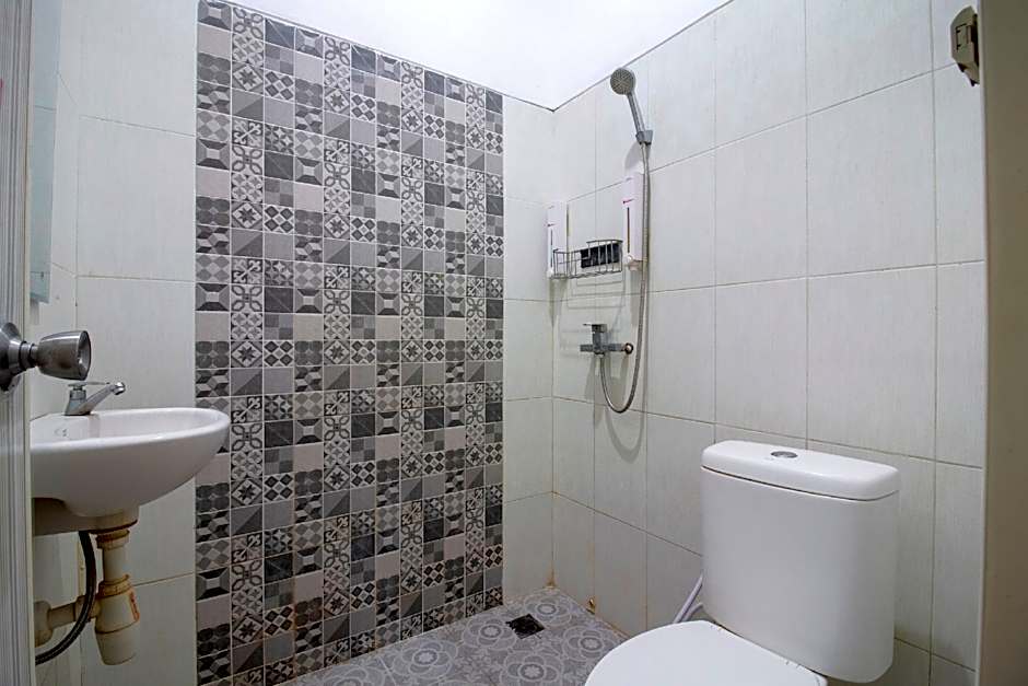 OYO 3283 Bwalk Hotel