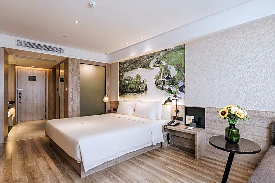 Atour Hotel Zhenjiang Railway Station Nanxu Avenue