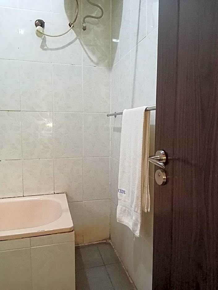 Dreamland Suites