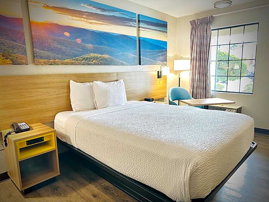 Days Inn by Wyndham Alexandria
