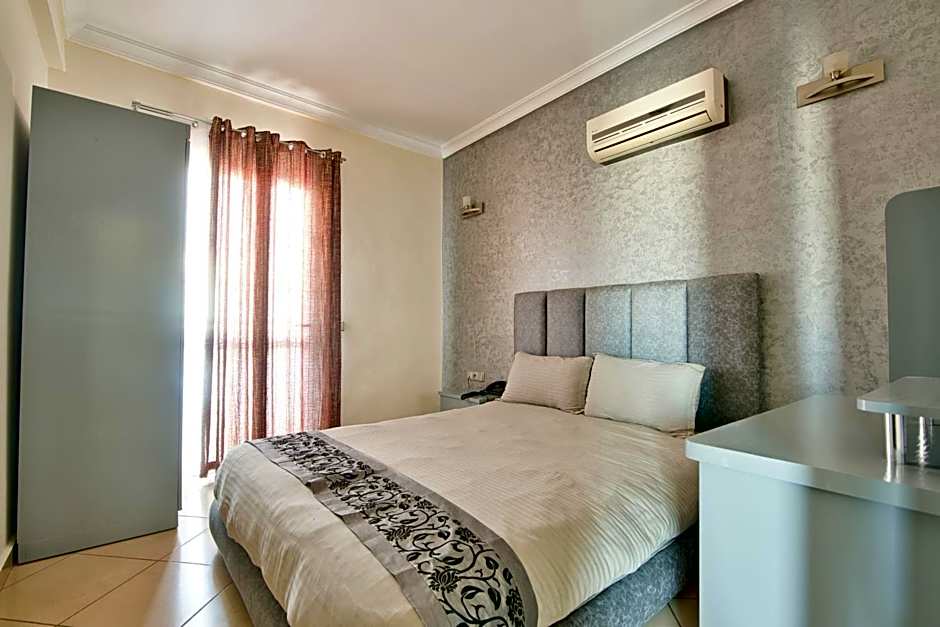 Appart Hôtel Founty Beach