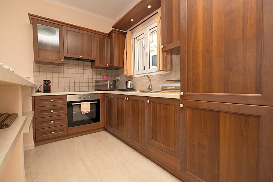 CHA Nanakas Village Inn