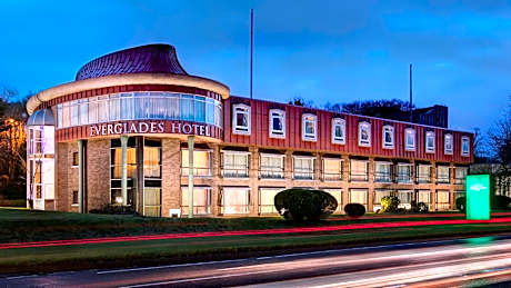 Everglades Hotel