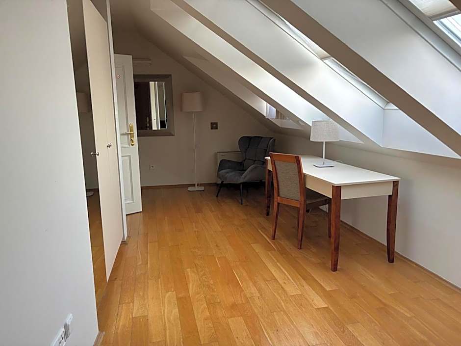 The Golden Wheel Boutique Hotel