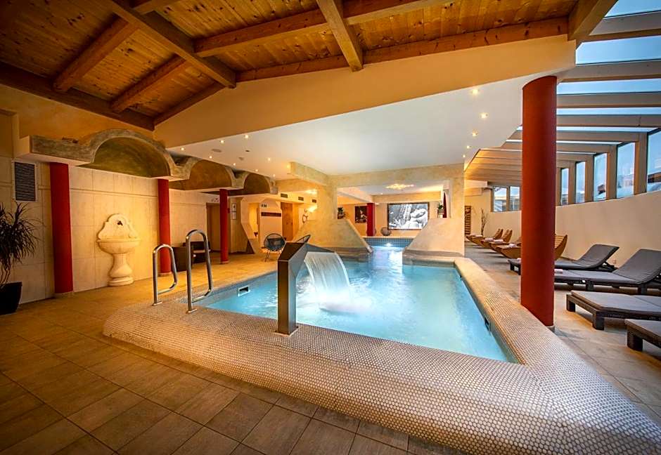 VÖTTER'S HOTEL in Kaprun am Kitzsteinhorn - Skibus direkt