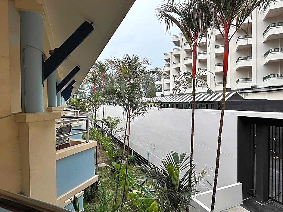 The Bed Vacation Rajamangala Hotel