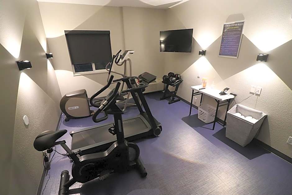 Days Inn by Wyndham Stony Plain