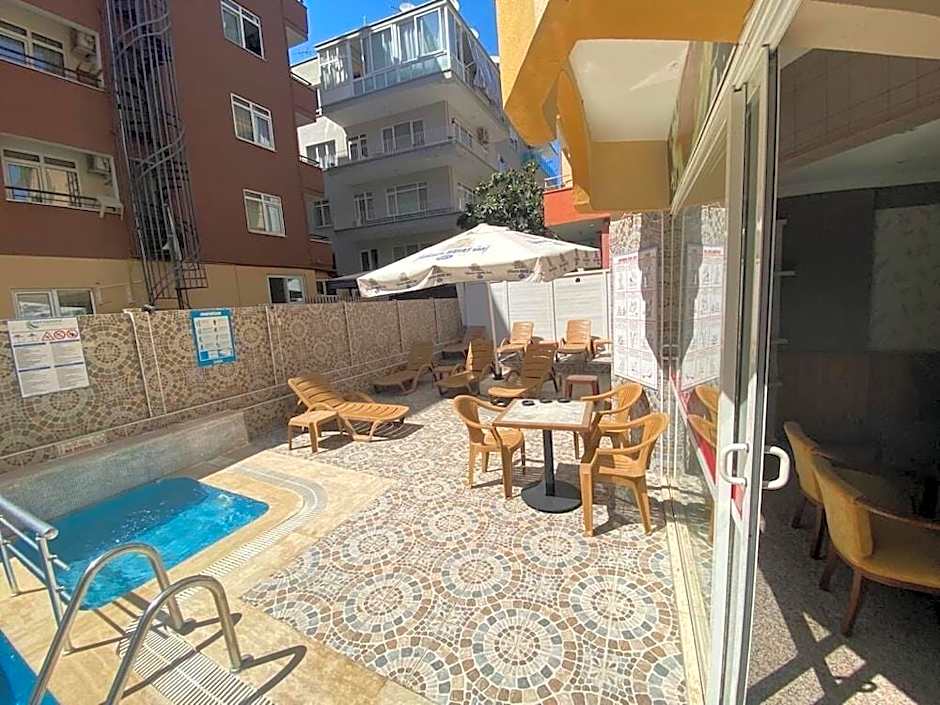 Kleopatra Bavyera Hotel.