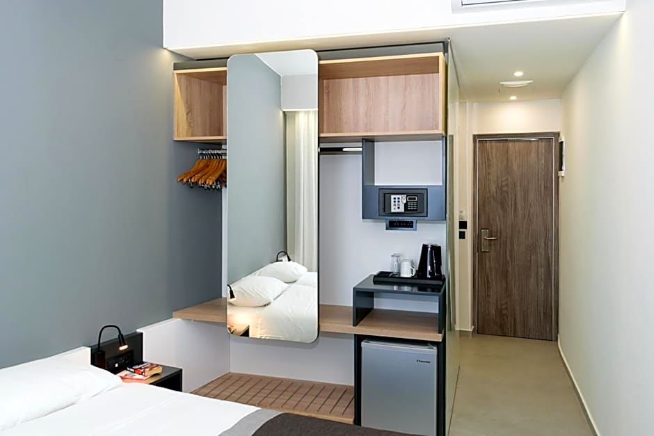 Renieris Hotel