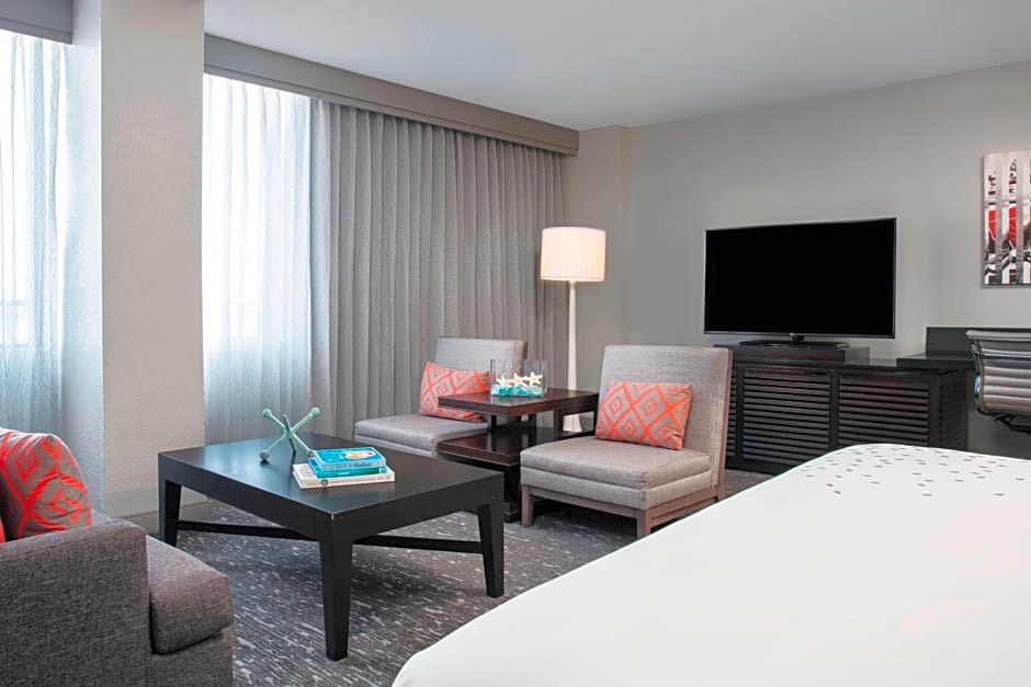Renaissance Fort Lauderdale Cruise Port Hotel