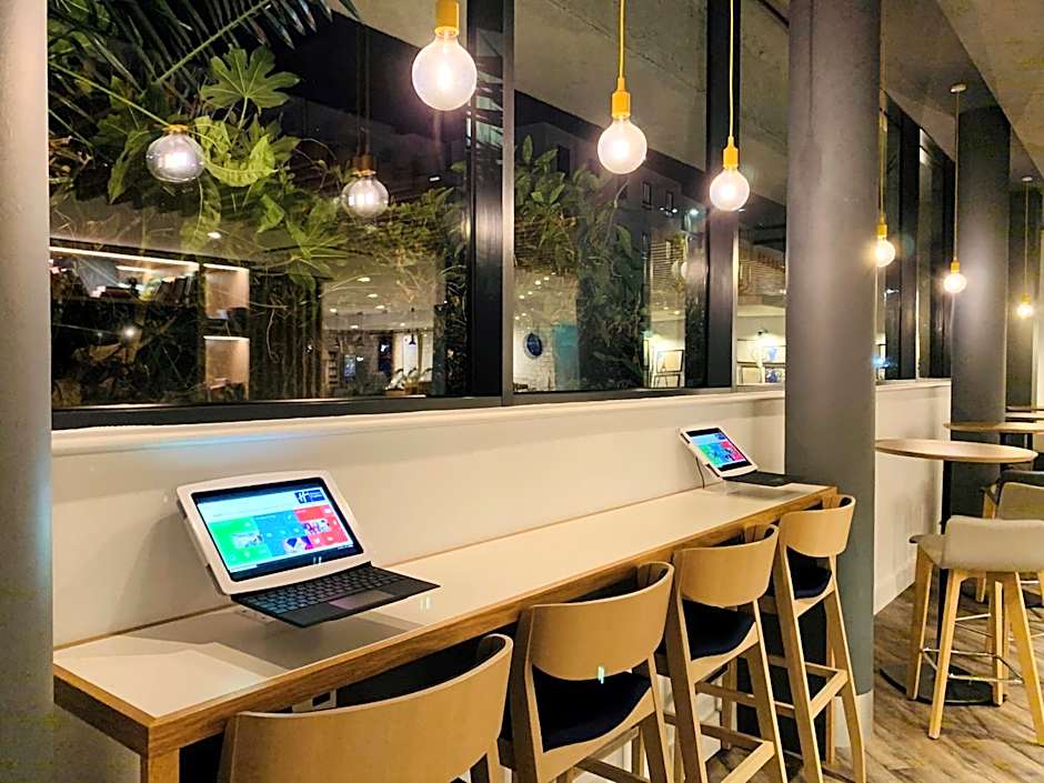 Holiday Inn Express Cheltenham Town Centre By IHG