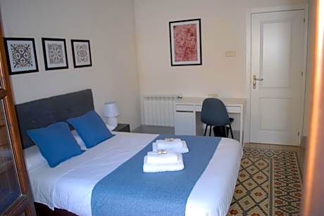 Double Room with Private External Bathroom