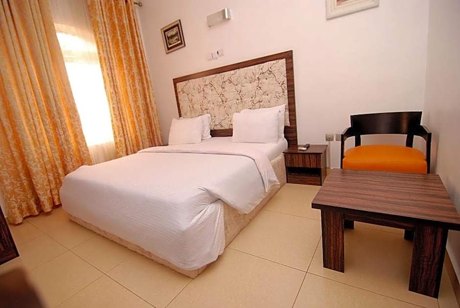 The Grosvenor Suites