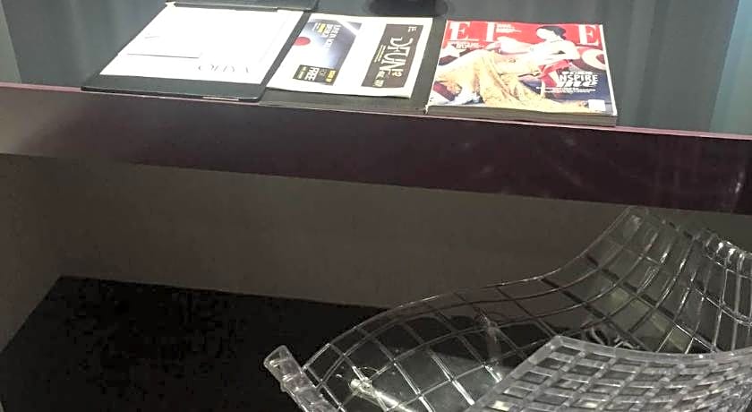 All-Ur Chain Boutique Motel