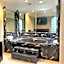 Island Suites Hobby Airport