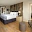 Hotel Paradox, Autograph Collection