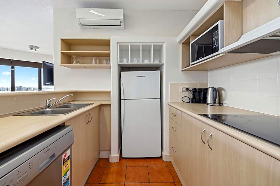 Tiki Hotel Apartments Surfers Paradise