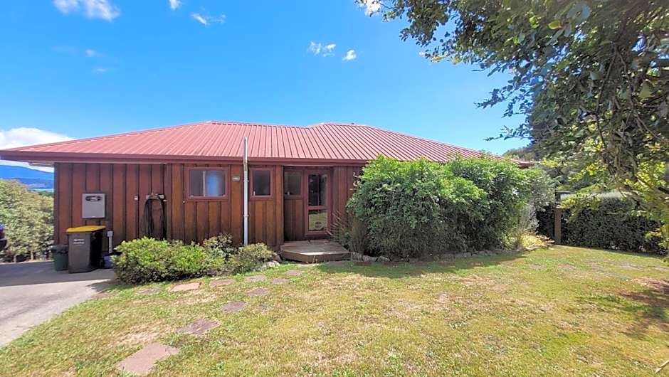 Pohara's Kauri Lodge