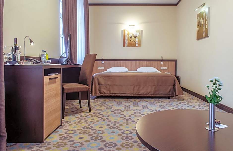 Park-Hotel Golosievo