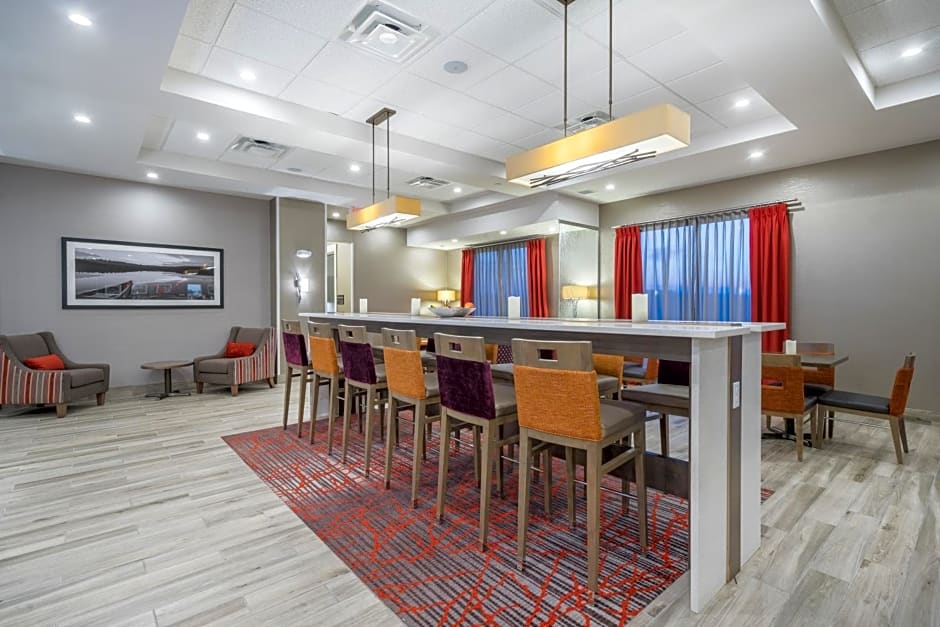Hampton Inn by Hilton Oxford, ME