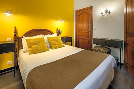 Very Small Double Room