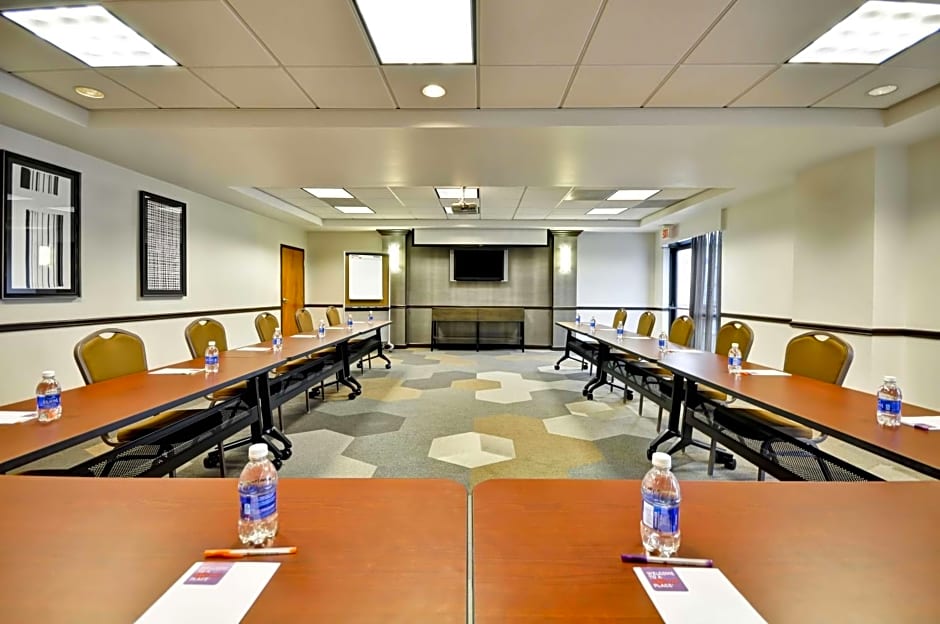 Hyatt Place Tampa Airport/Westshore