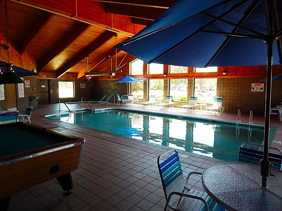 AmericInn by Wyndham Sturgeon Bay
