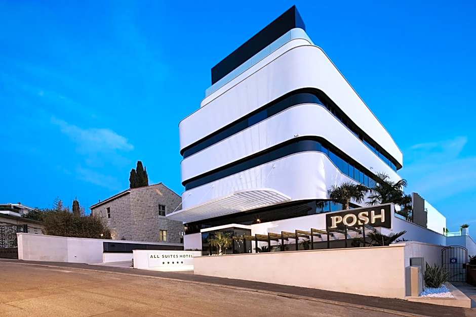 Posh Residence Luxury Suites
