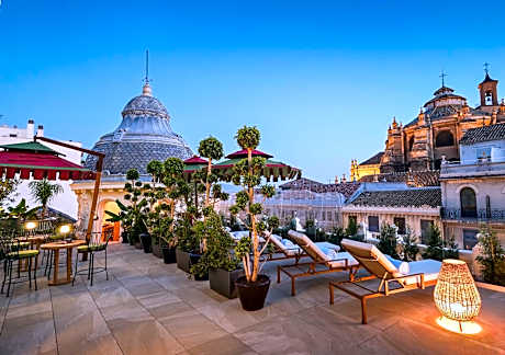 Palacio Gran Vía, a Royal Hideaway Hotel