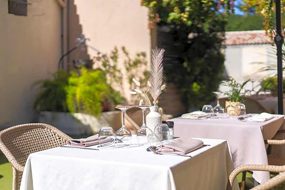 Logis Hôtel La Fenière