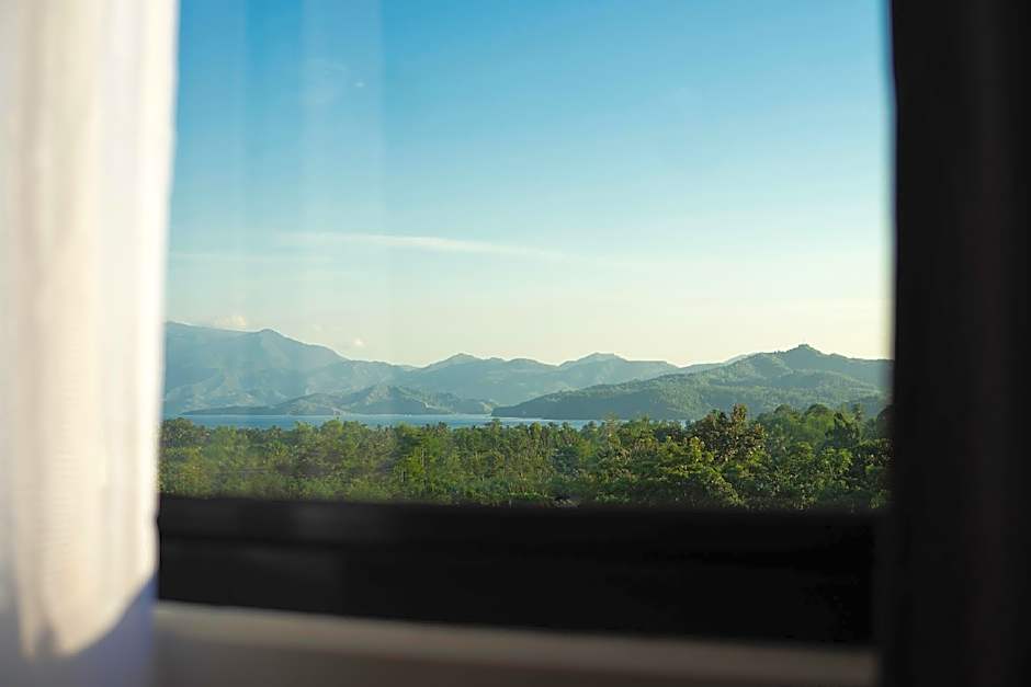 Adelina Hotel and Suites