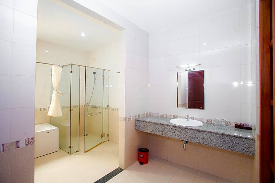 Dong Do Saigon Hotel