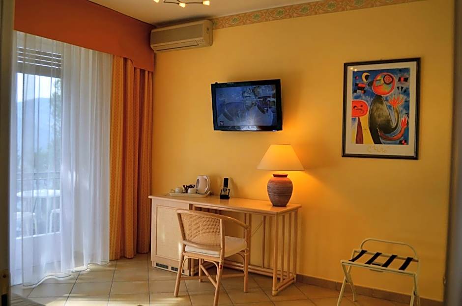 La Riserva di Castel d'Appio- Charme & Relax