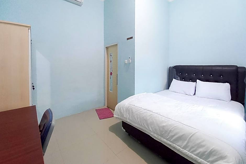 Photo 1 of 24 of ReGa GuestHouse RedPartner
